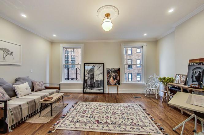 Staging Gold Coast homes for sale requires a reverence for Chicago architecture and history.