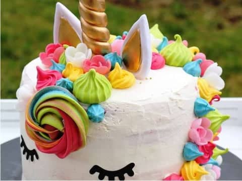 Einhorn Baiser-Kuchen