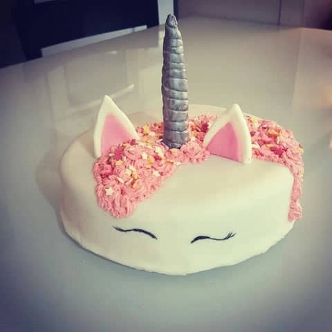 Joghurtkuchen Einhorn