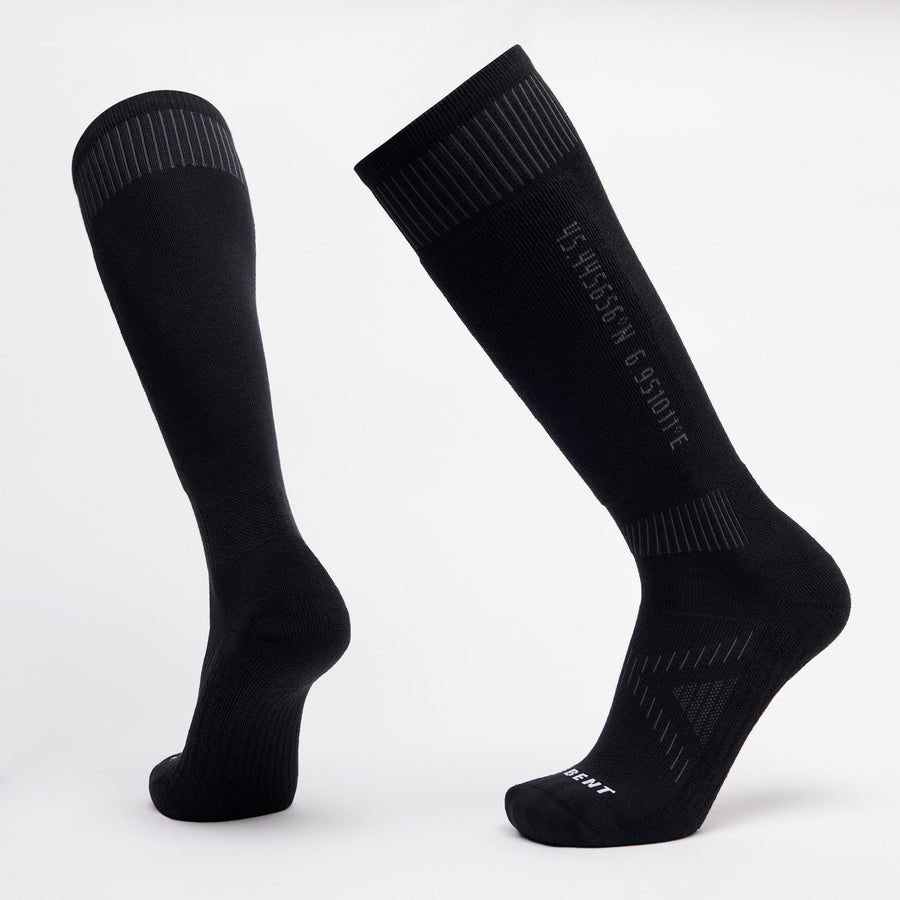 Le Bent | Core Light Snow Socks | 2021 | Black – Elevation107
