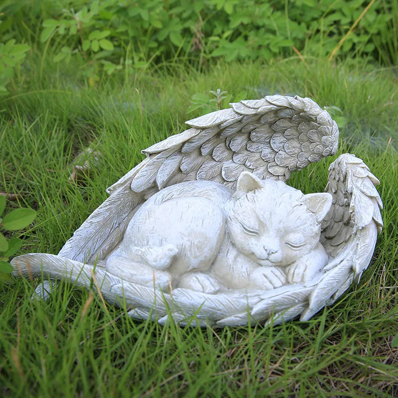 Cat Memorial Statue