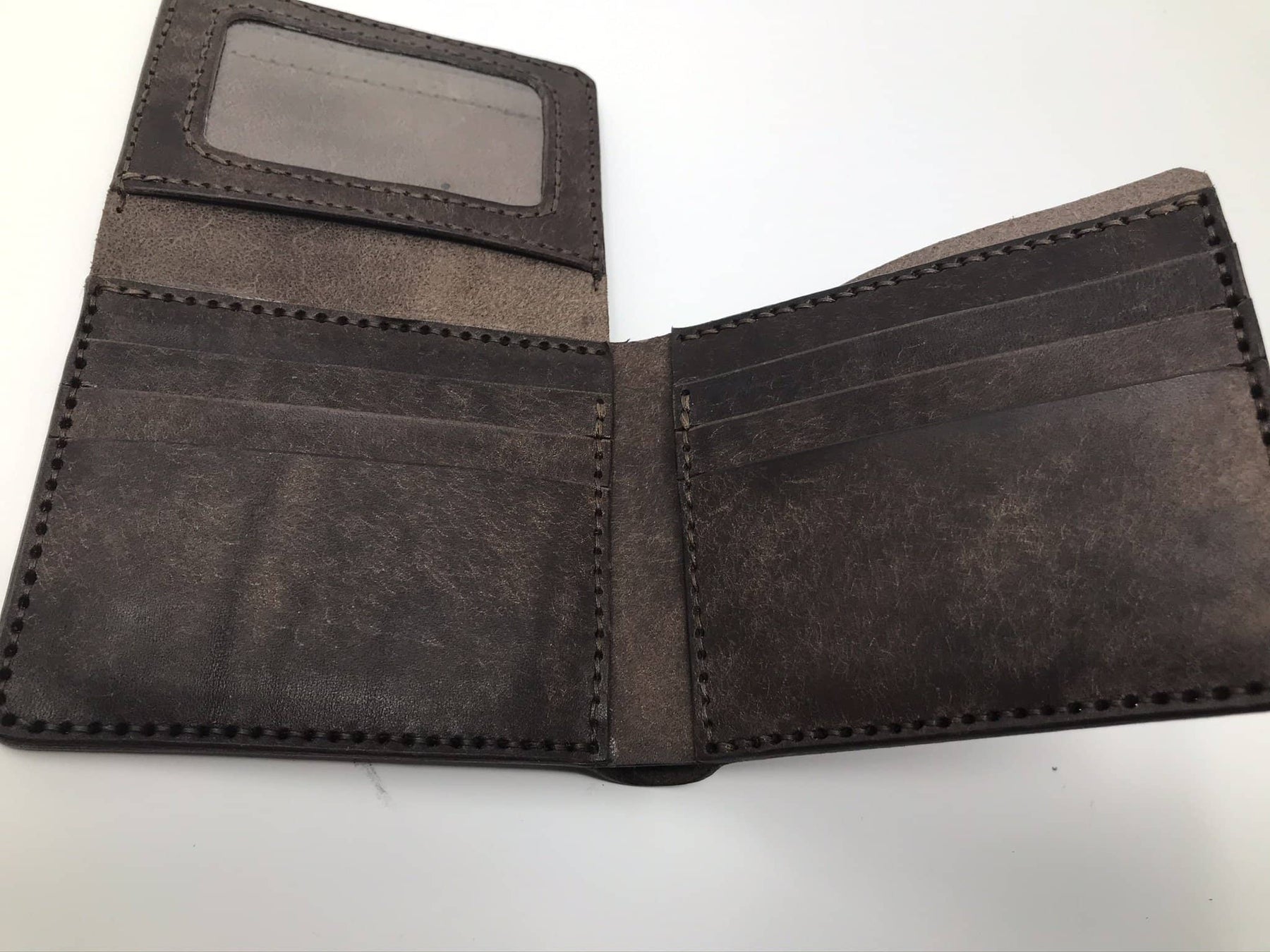 Bifold Wallet with ID Flap – Amopelle Co.