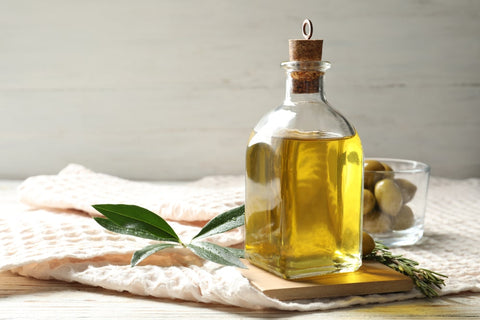 Using Extra Virgin Olive Oil for Beauty