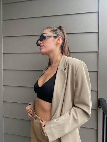 What to Wear with a Bralette