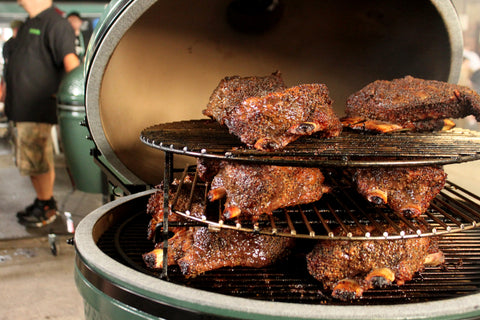 cluck and squeal Beef Ribs front