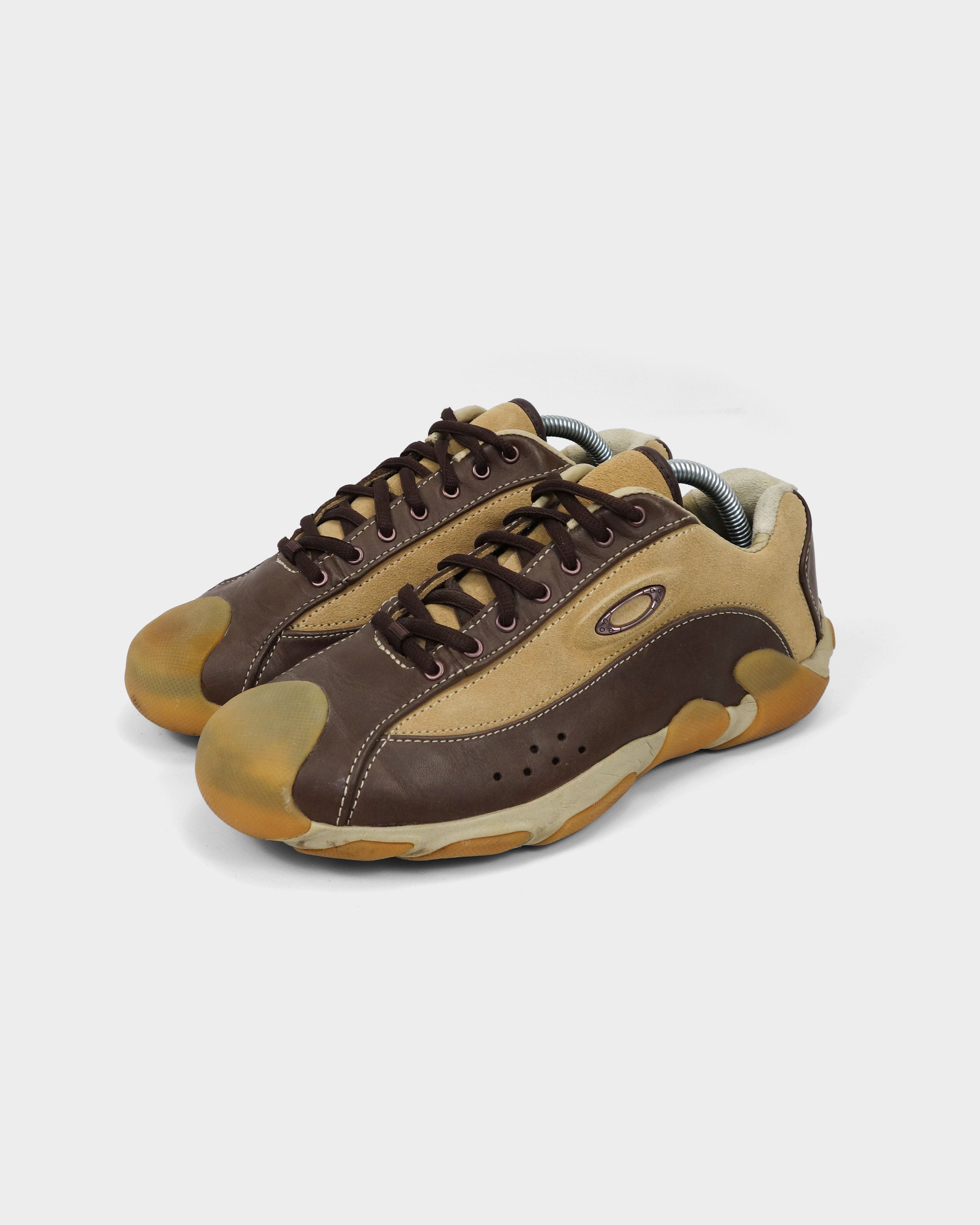 image of Oakley Twitch Brown Suede Sneakers 2000's