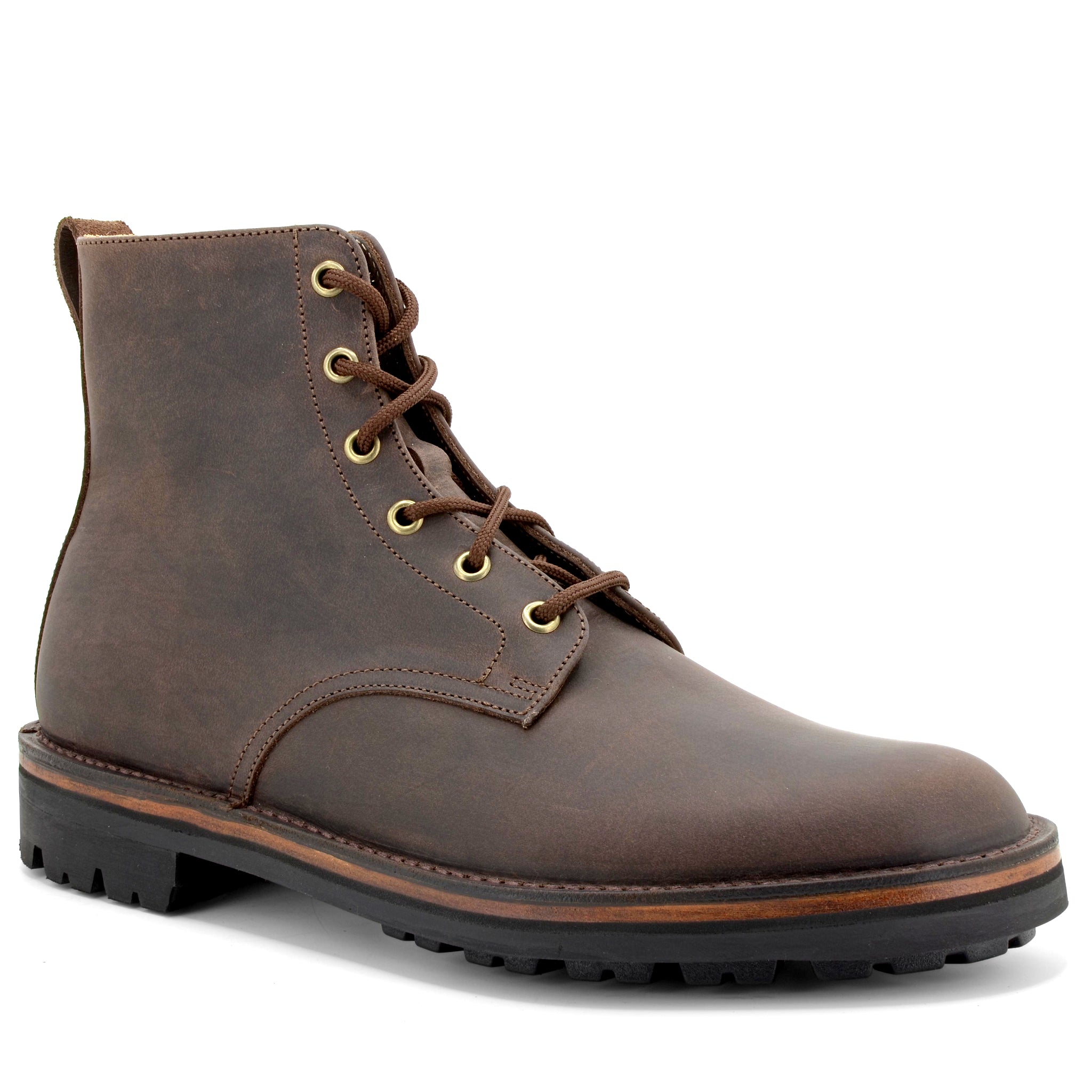Desert Walking Boots Oiled Leather - Bark Brown - MADE IN ENGLAND ...