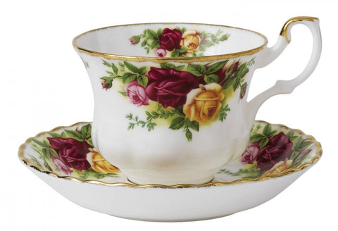 ロイヤルアルバート｜紅茶をおいしく飲むための究極のシェイプと、イギリス国花の赤いバラ – Woburn Abbey