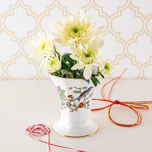 美品 アンティーク イギリス製 エインズレイ ペンブロック 花瓶 ミニ 一輪挿し 小 フラワーベース 白 陶器 花柄 おしゃれ 和風