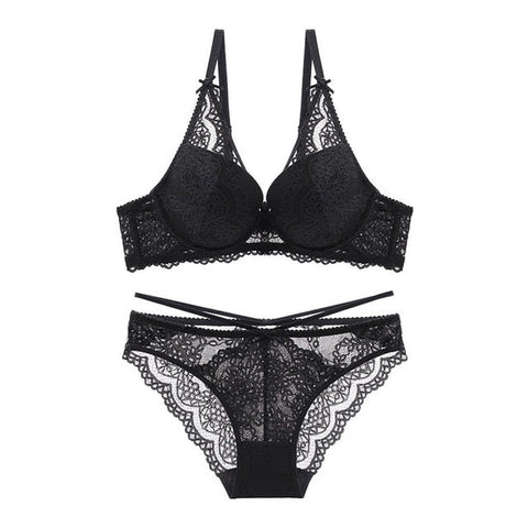 Classic Dainty Lace with Slight Push Up Bra and Breathable Panties