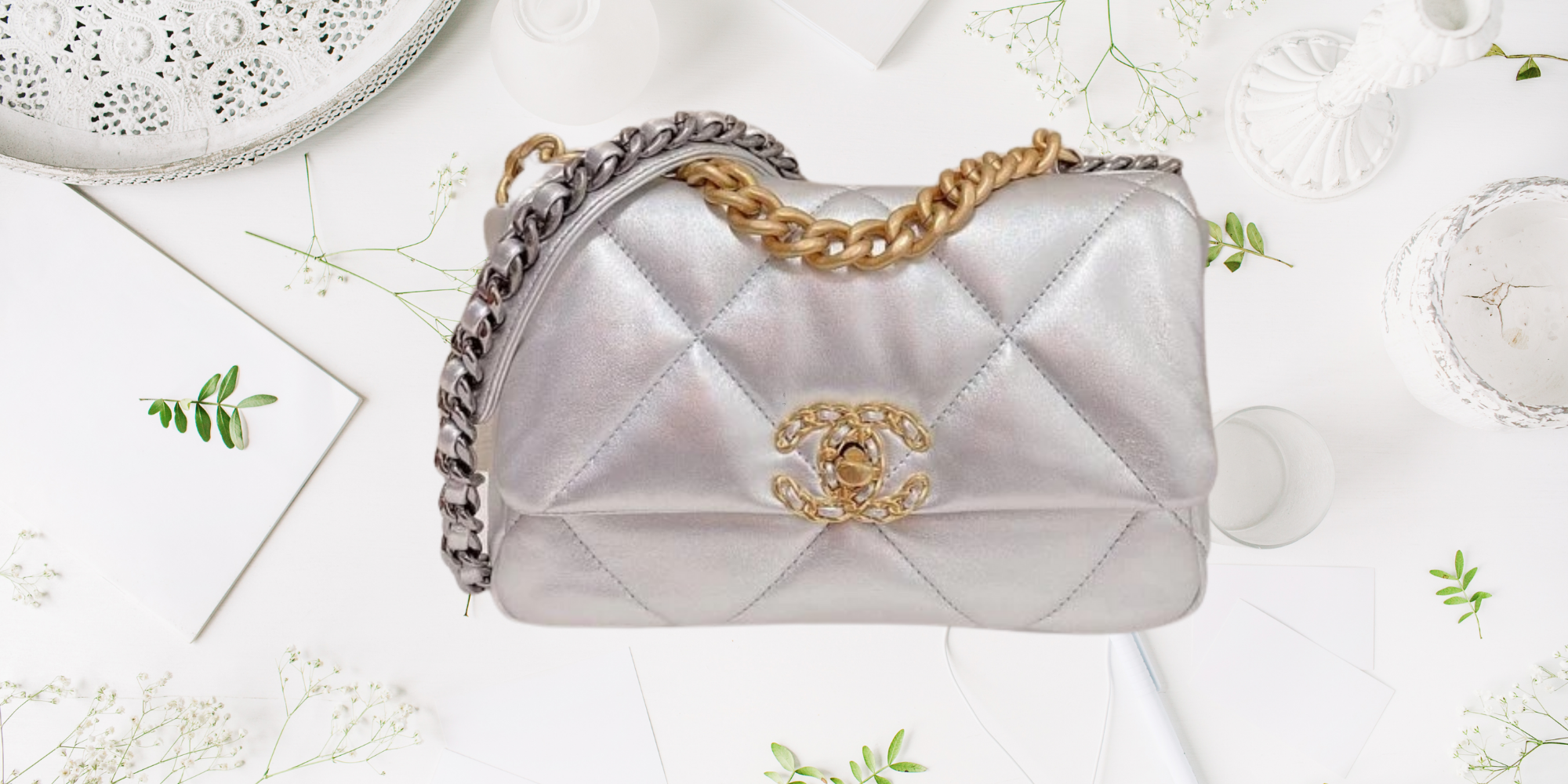 YOUR IT BAG GUIDE: CHANEL 19 BAG
