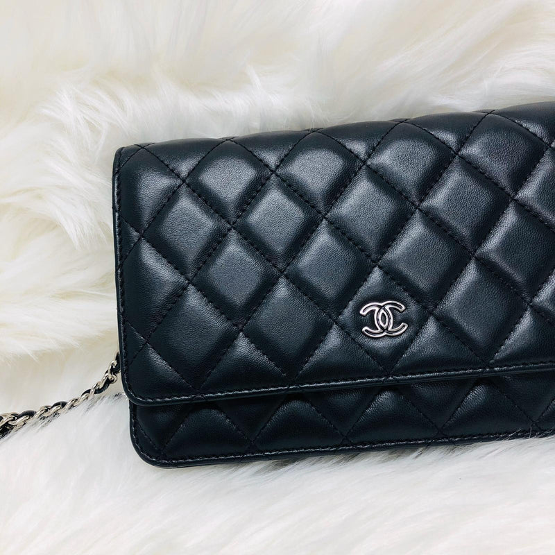 Chia sẻ với hơn 82 chanel black quilted wallet siêu hot  trieuson5