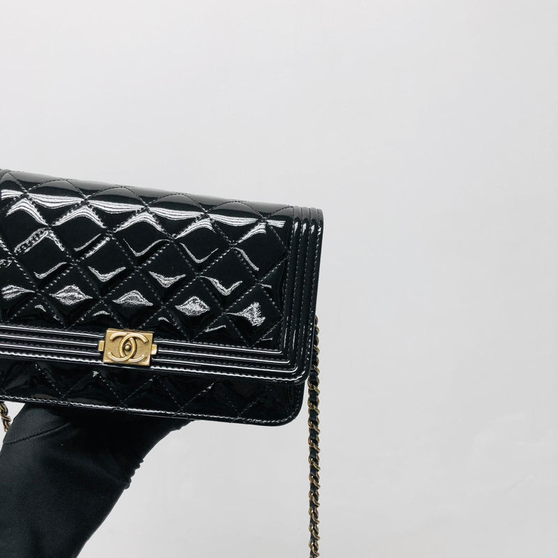 Boy Wallet On Chain Patent Black GHW | Bag Religion