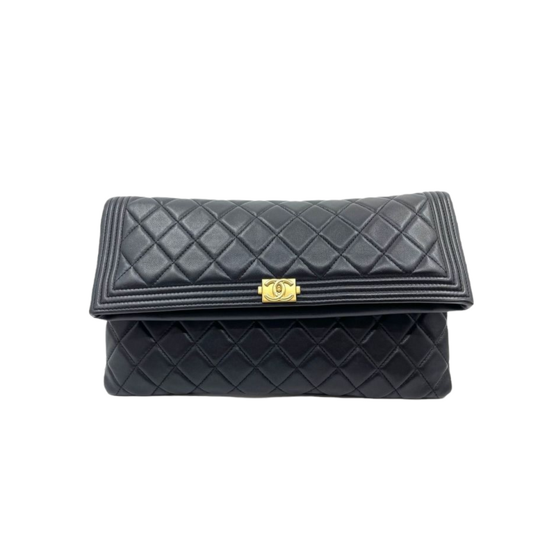 Shop CHANEL 202223FW CHANEL BOY CHANEL CLUTCH WITH CHAIN AP2708 B08358  10601 by aamitene  BUYMA