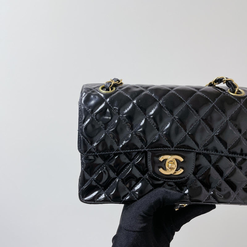 Chanel Classic Flap Bag Medium Silk  lÉtoile de Saint Honoré