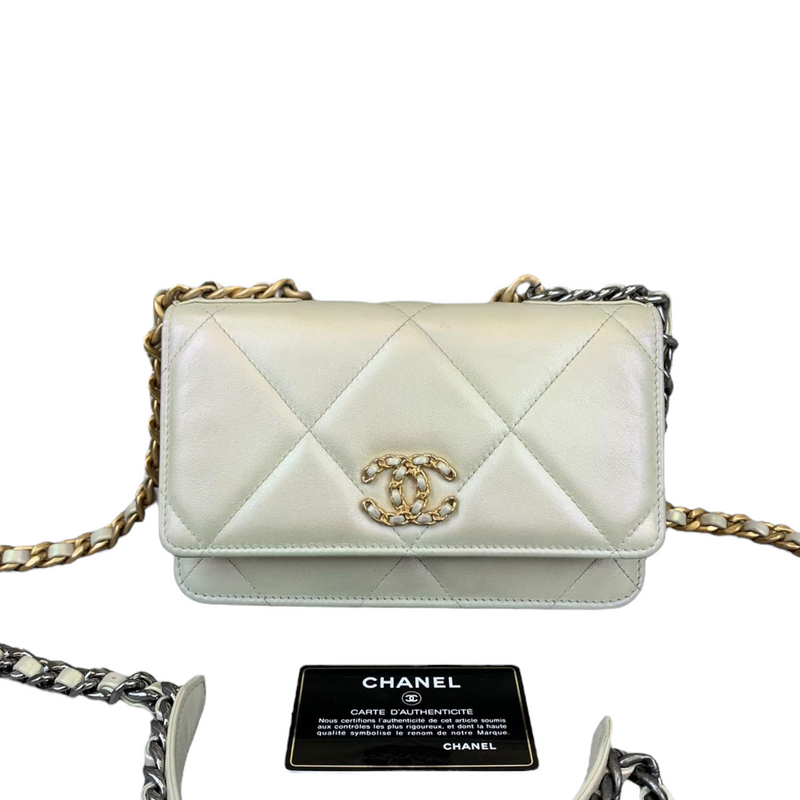 19 Quilted WOC Iridescent White | Bag Religion