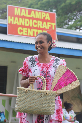 Malampa Handicrafts Centre manager 