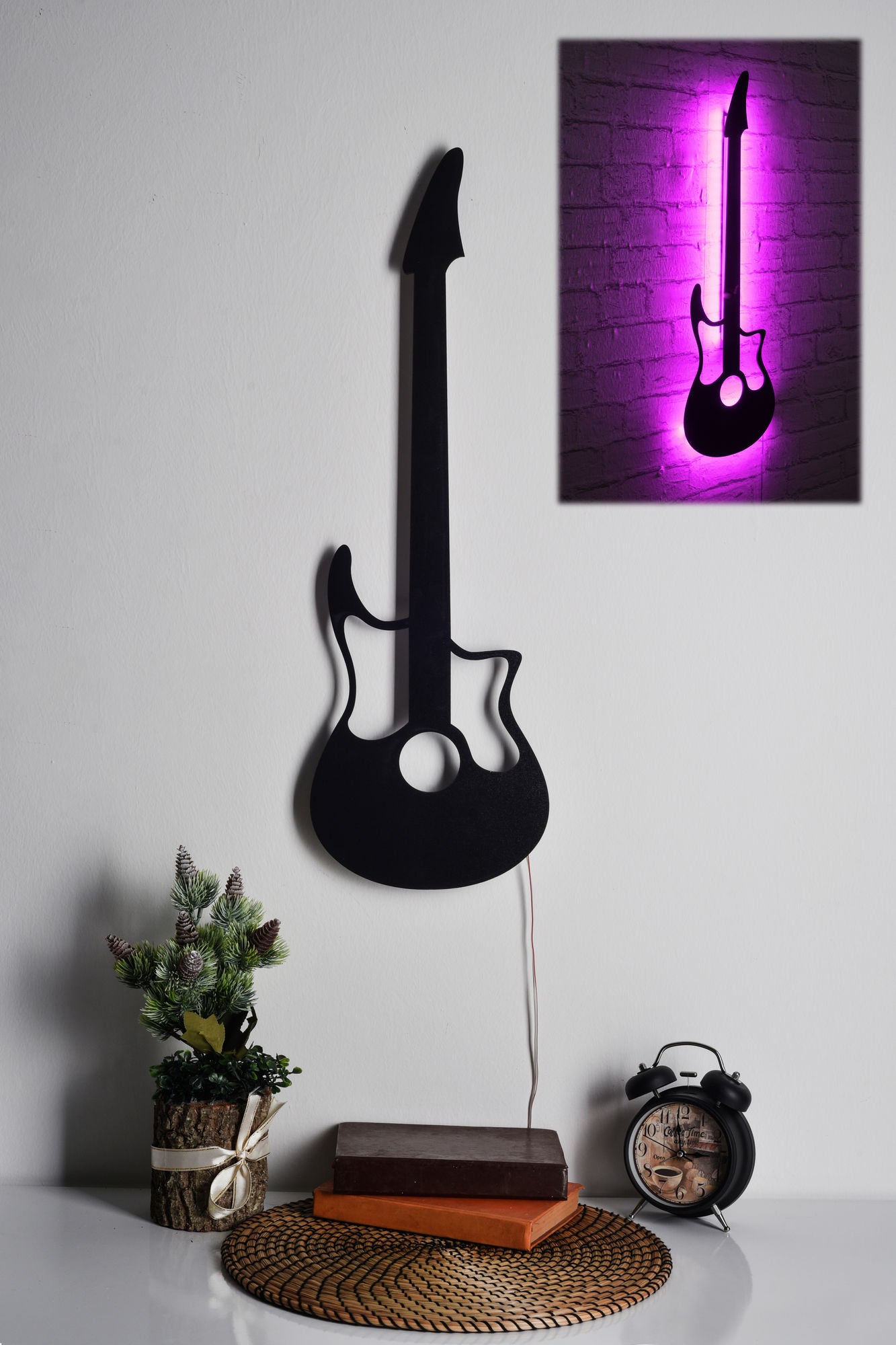 Iluminat decorativ LED Guitar, Roz, 22 x 68 cm