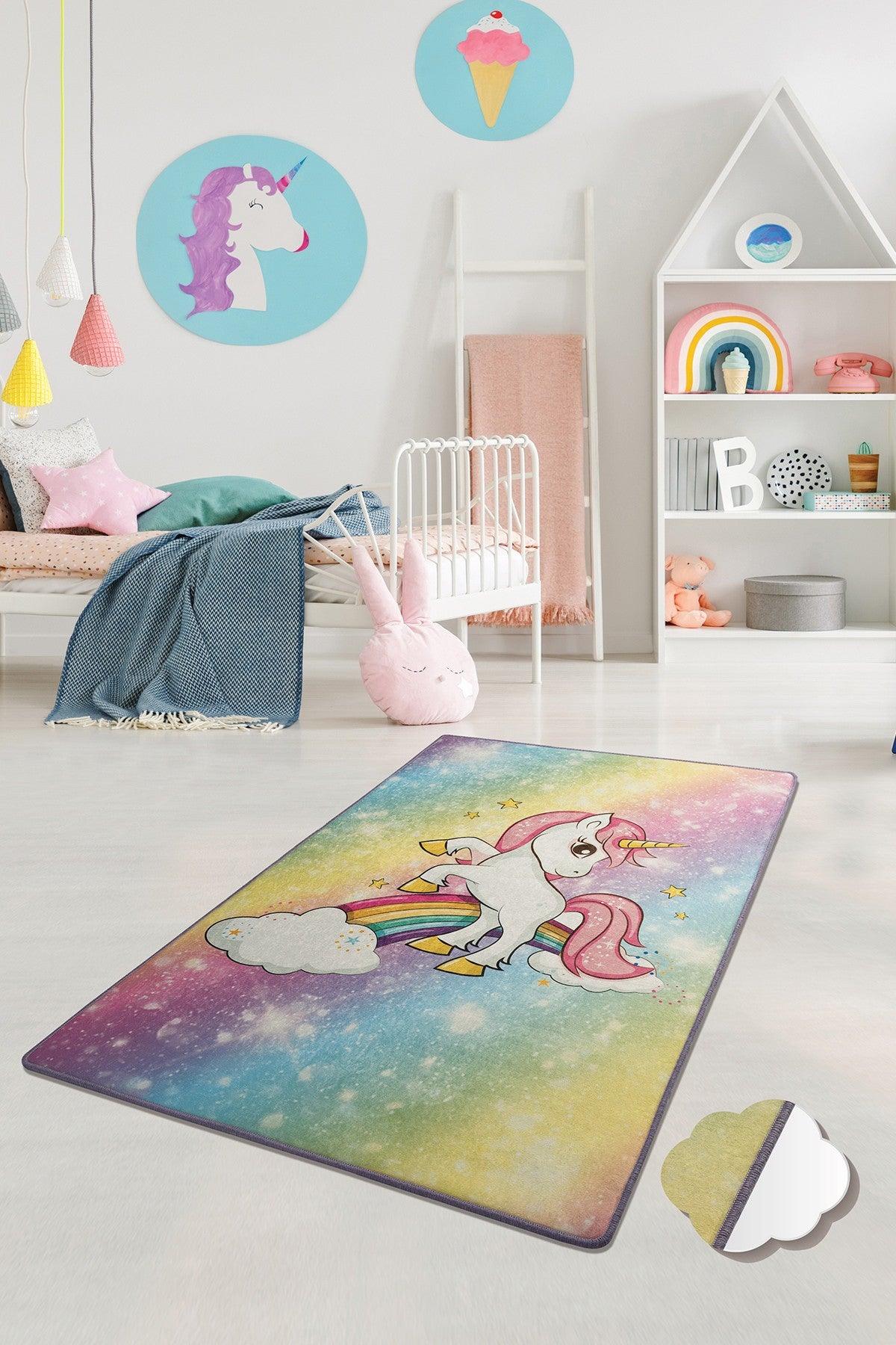 Covor de Copii Flying Unicorn, Multicolor (diverse dimensiuni)