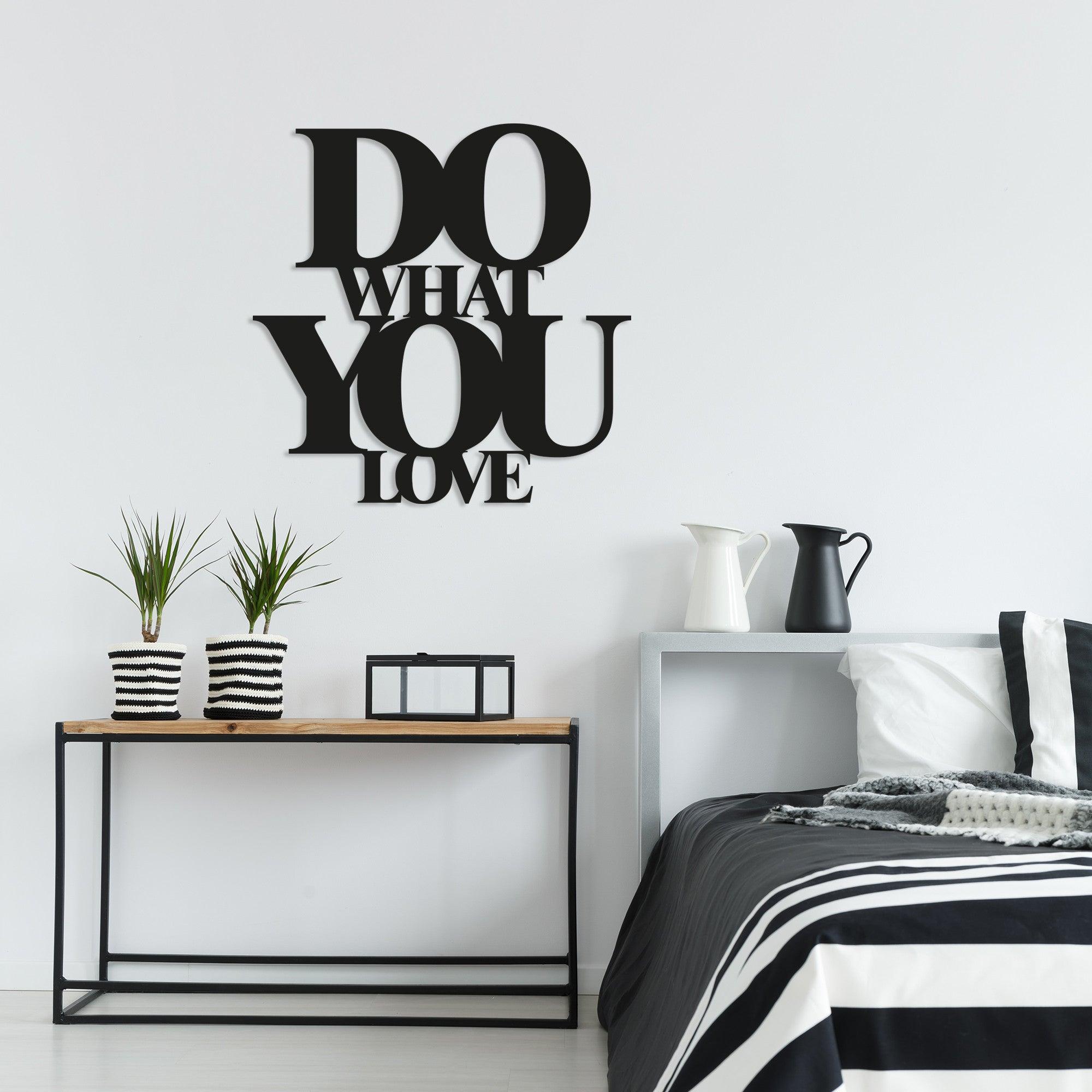 Decoratiune de perete Metal Do What You Love, 70x70 cm