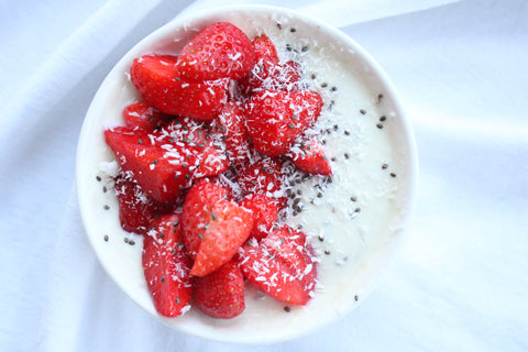 gut friendly recipe, strawberry chia seed pudding