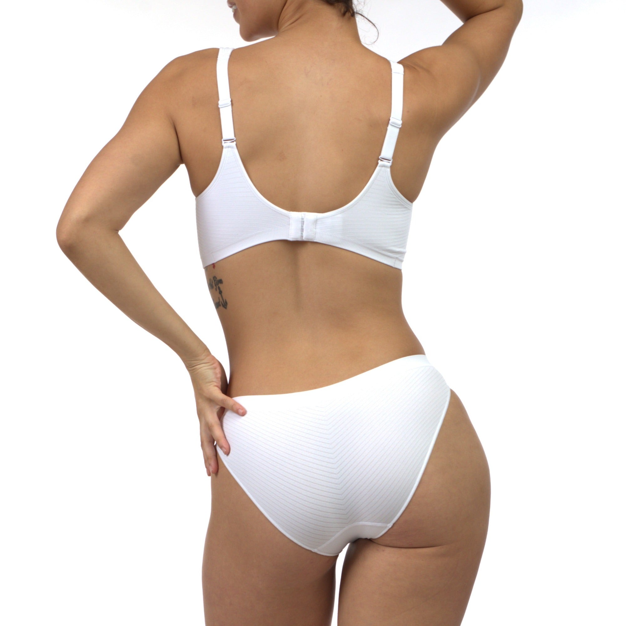 The Perfect Neckline Bra  Underoutfit Official Store
