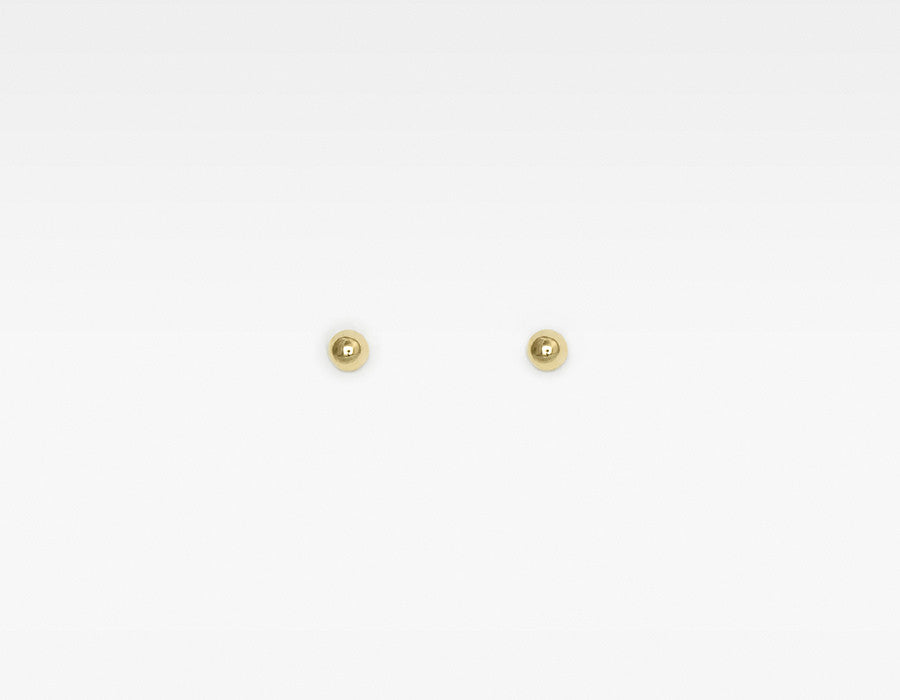 14k Yellow Tiny Dot Stud Earrings – Vrai & Oro