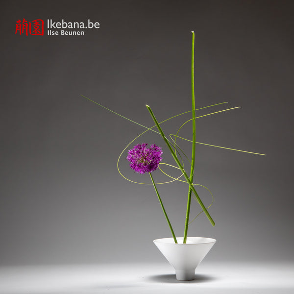 Purple Flower and WQhite Vase Ikebana Set