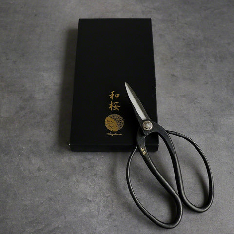 Traditional Bonsai Scissors with its packaging