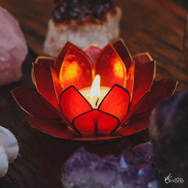 mother-of-pearl-lotus-flower-shaped candle holder