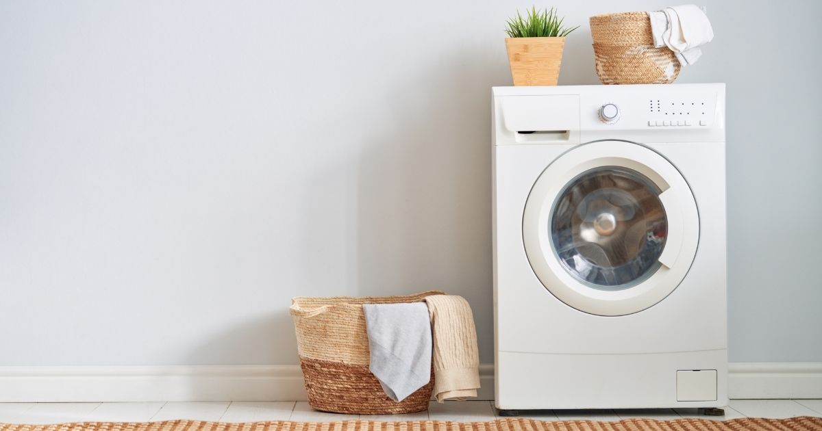 Cuidados de parches personalizados en ropa para lavar en máquina