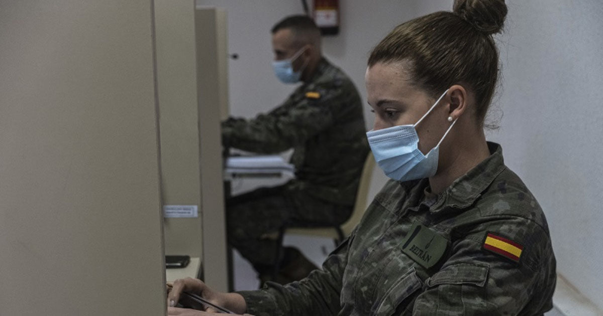 En los cursos de rastreador militar para mujeres se capacitan para apoyar a las instituciones y comunidades autónomas