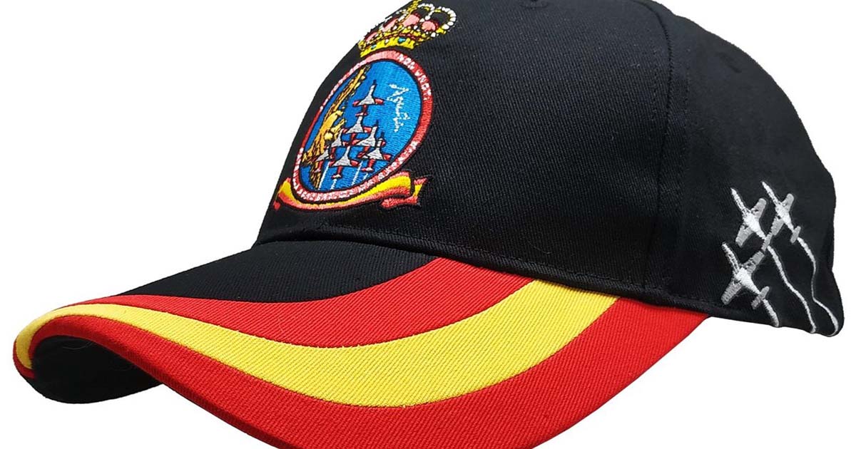 Modelo gorra de piloto Patrulla Águila color negro