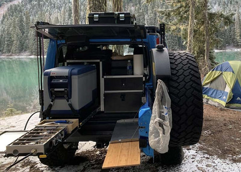 230208-Blog-Jeep-Overlanding-Basics-Goose-Gear-storage-bins