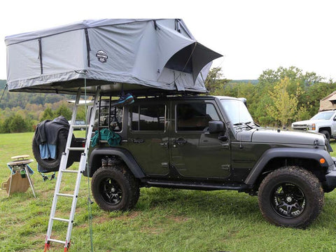 Blog-5-Tips-Off-roading-with-kids-jeep-tent-wrangler-green