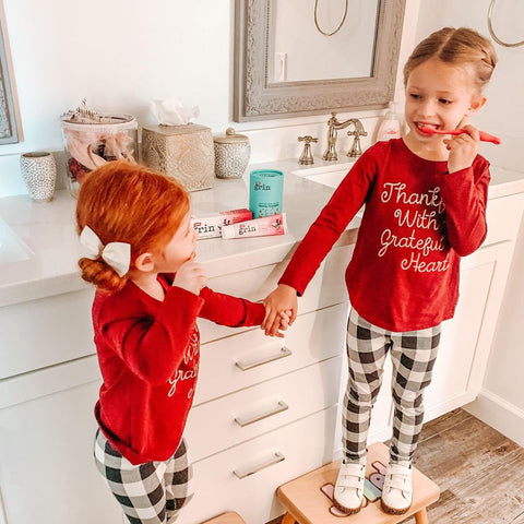 grin natural, Children’s Teeth Healthy, holiday gifts for kids, 5 Ways to Keep Your Children’s Teeth Healthy this Holiday Season