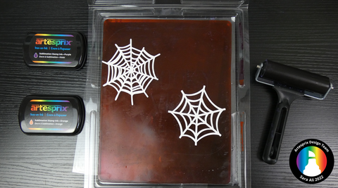 gel press plate with spider web cut outs 