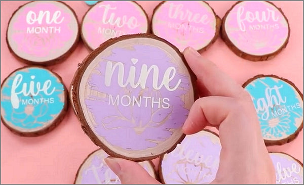 DIY Wooden Baby Milestone Discs