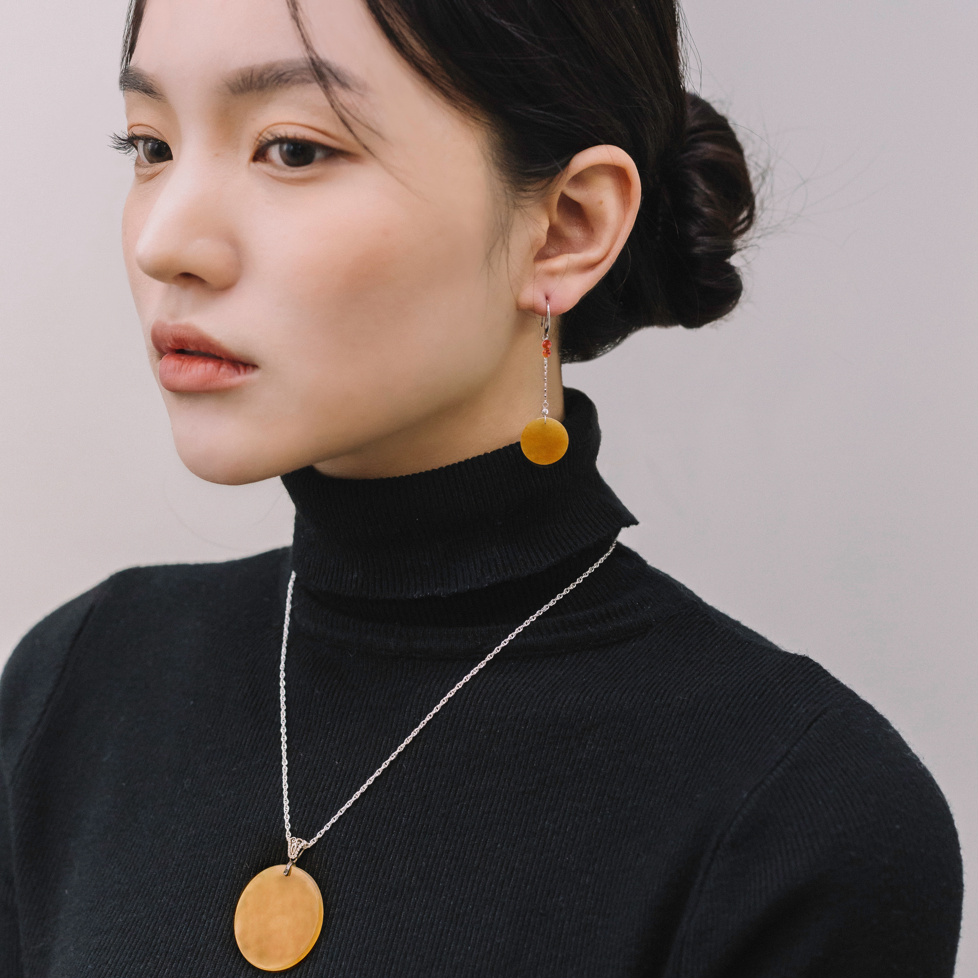 yellow jade ping an kou earrings and necklace