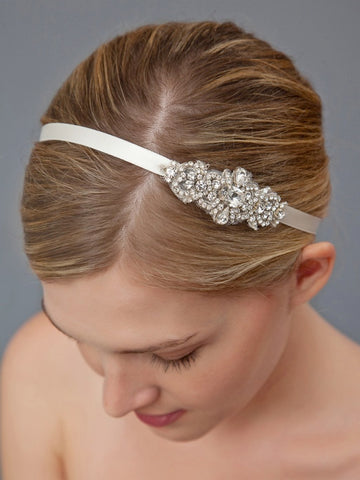 Brooch as hair band