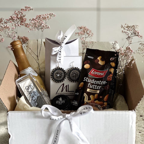 ML valentines goodie box with exclusive presents