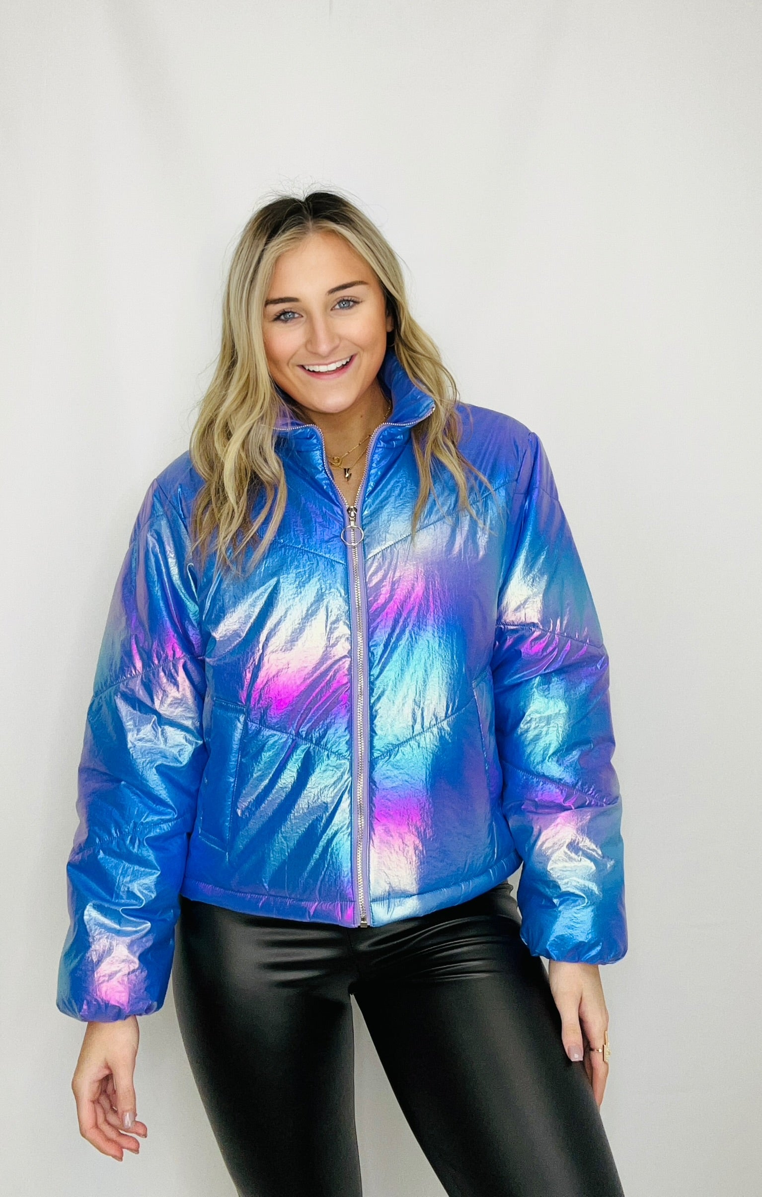 NIKEPink Dolphin-IRIDESCENT PUFFER JACKET