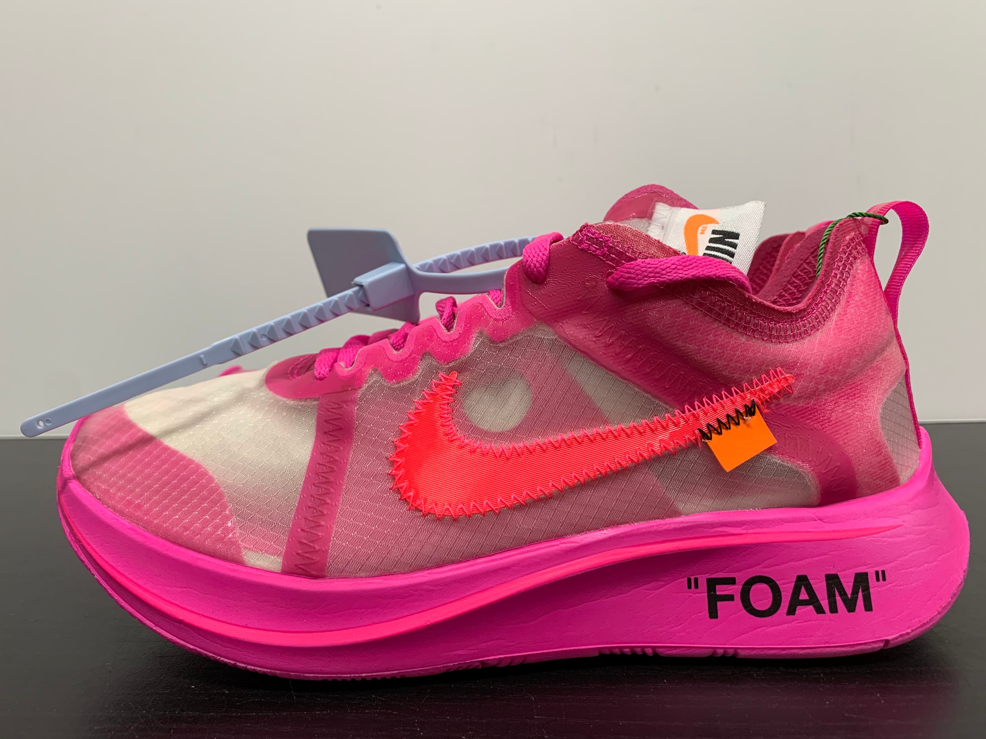 nike off white zoom fly tulip pink