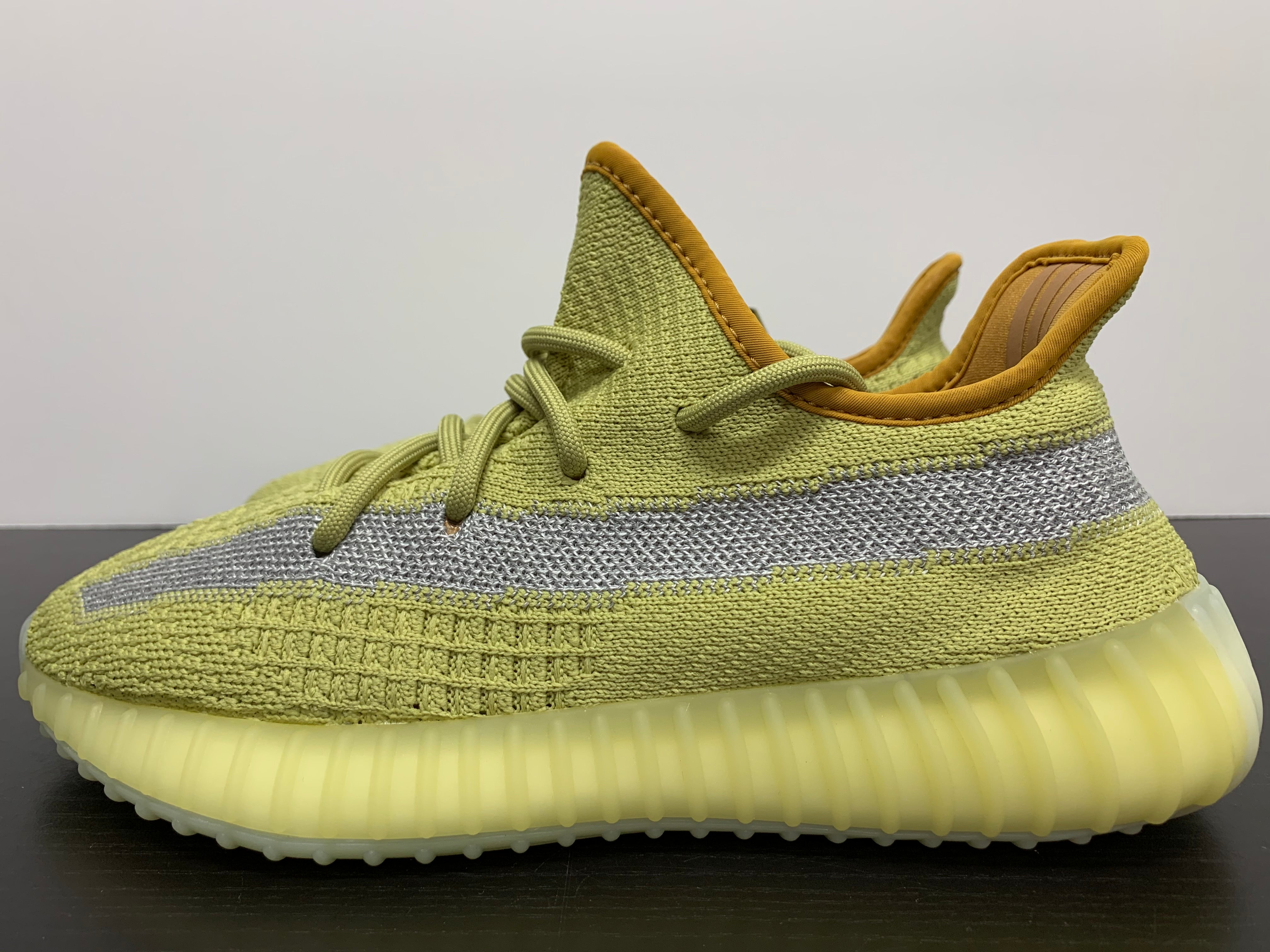 Adidas Yeezy Boost 350 V2 Marsh – ChillyKicks