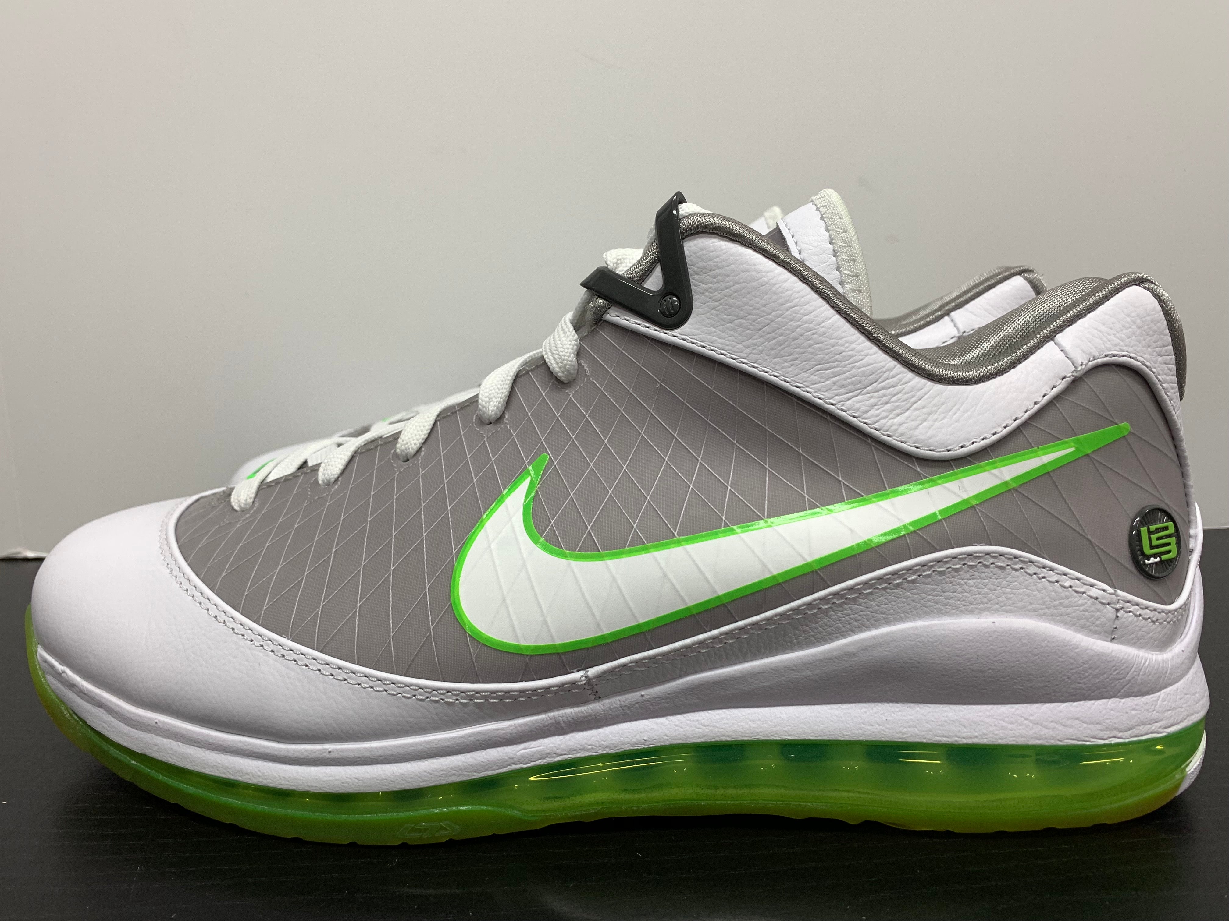 lebron 7 dunkman