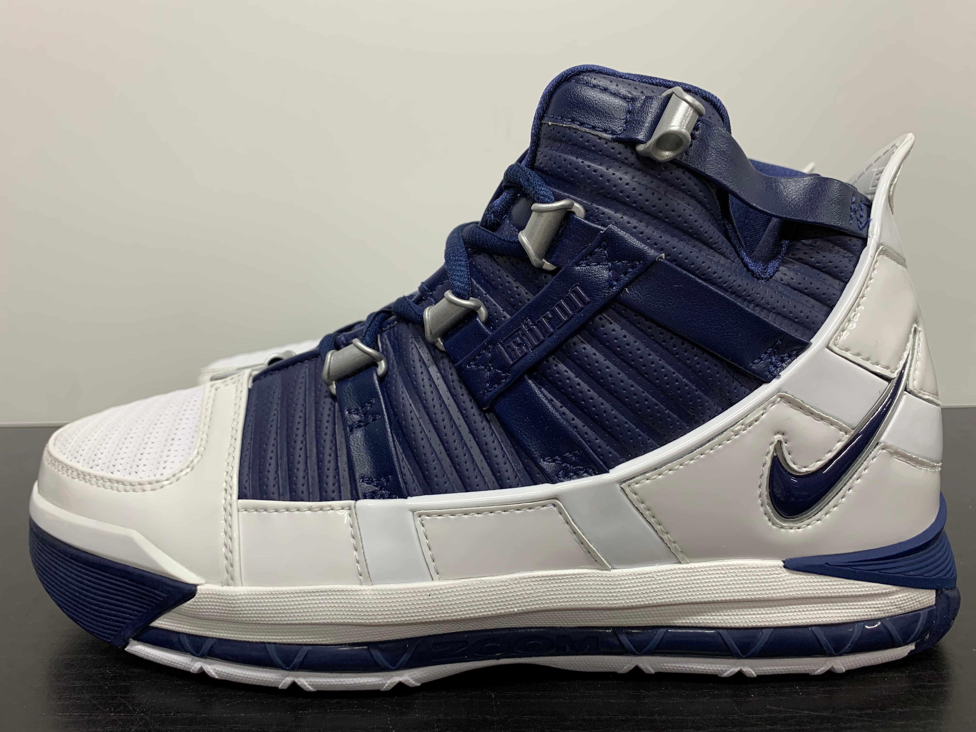 lebron 3 navy