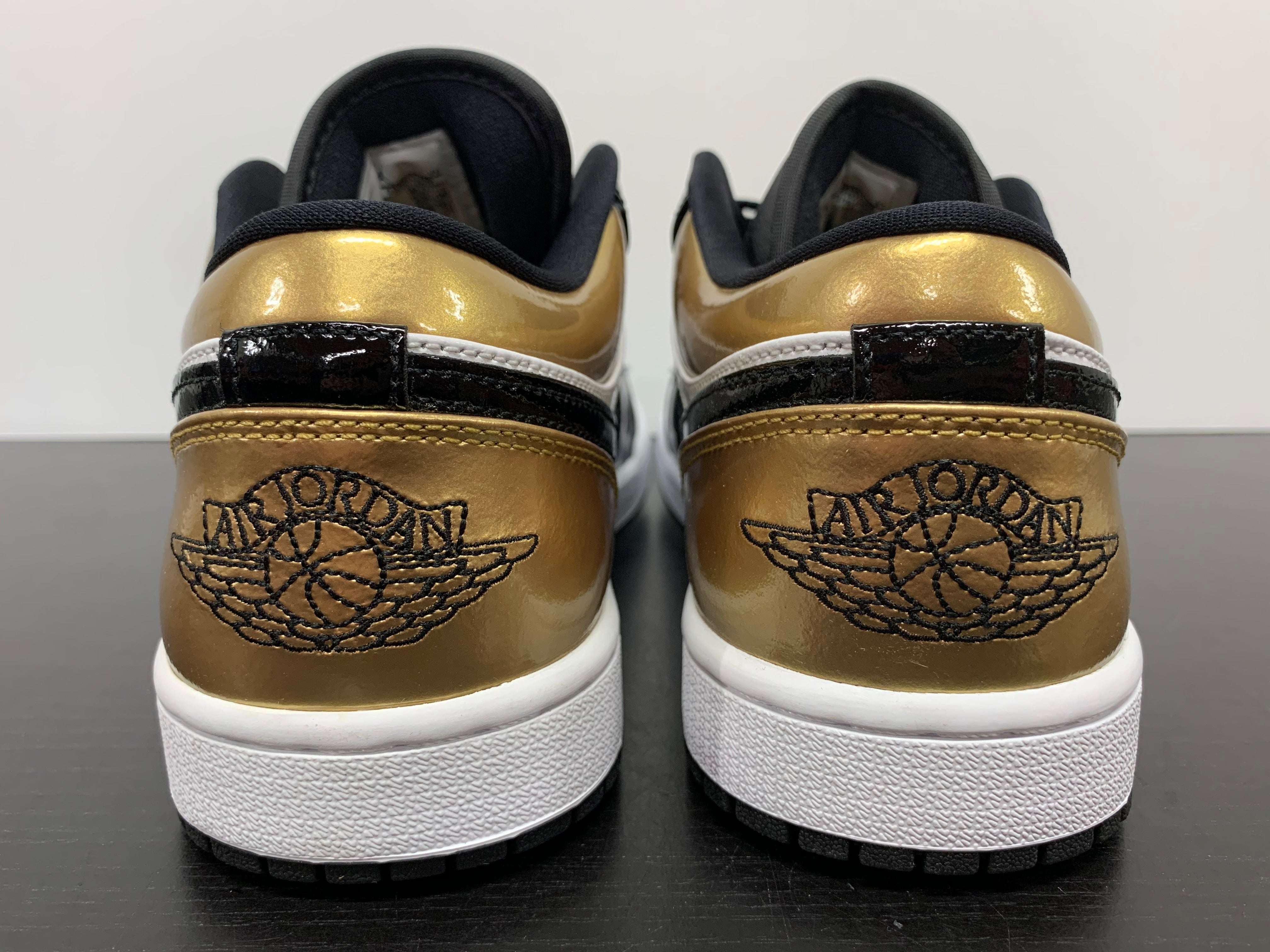 nike air jordan 1 low gold toe