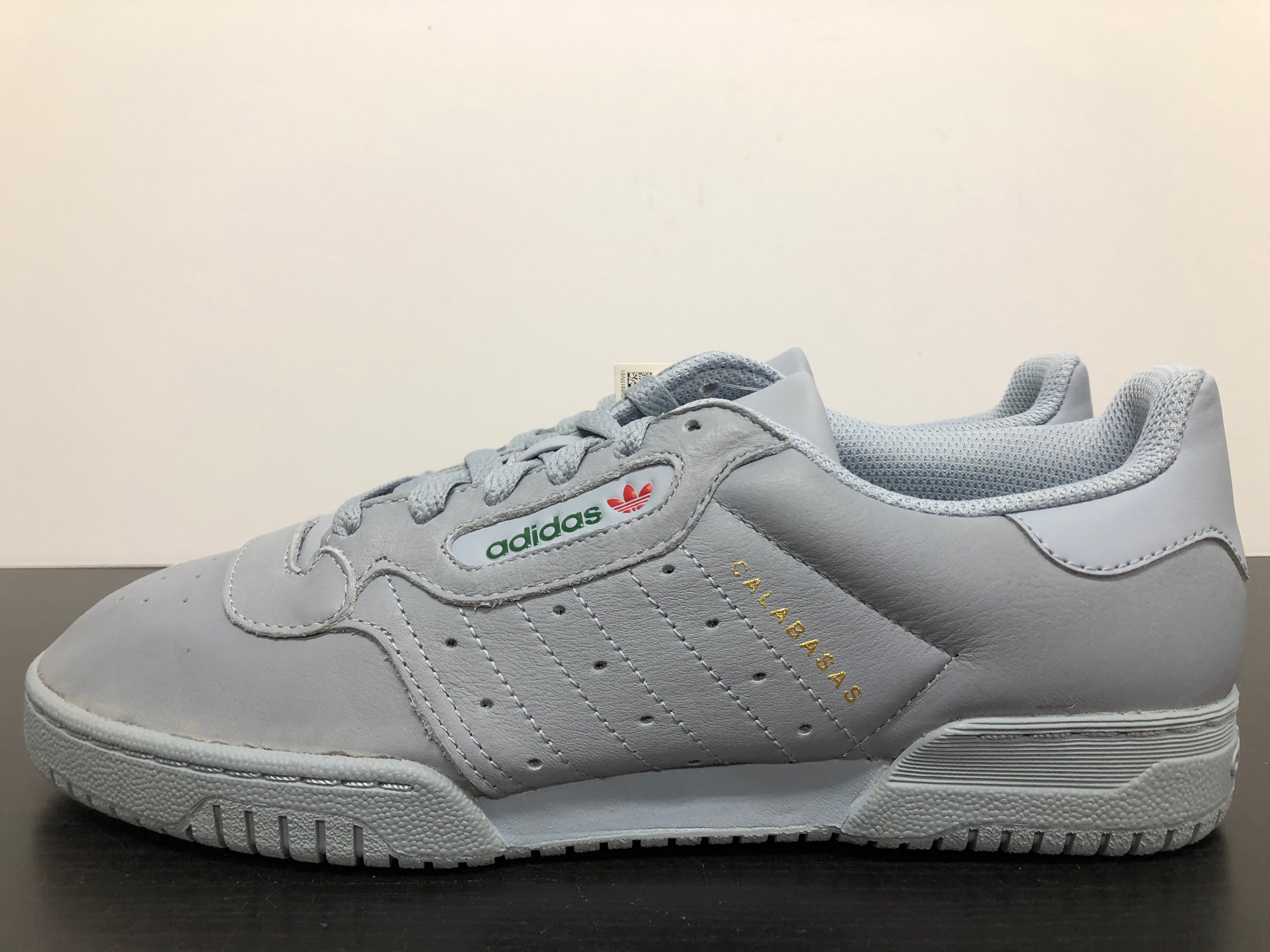 adidas yeezy calabasas grey