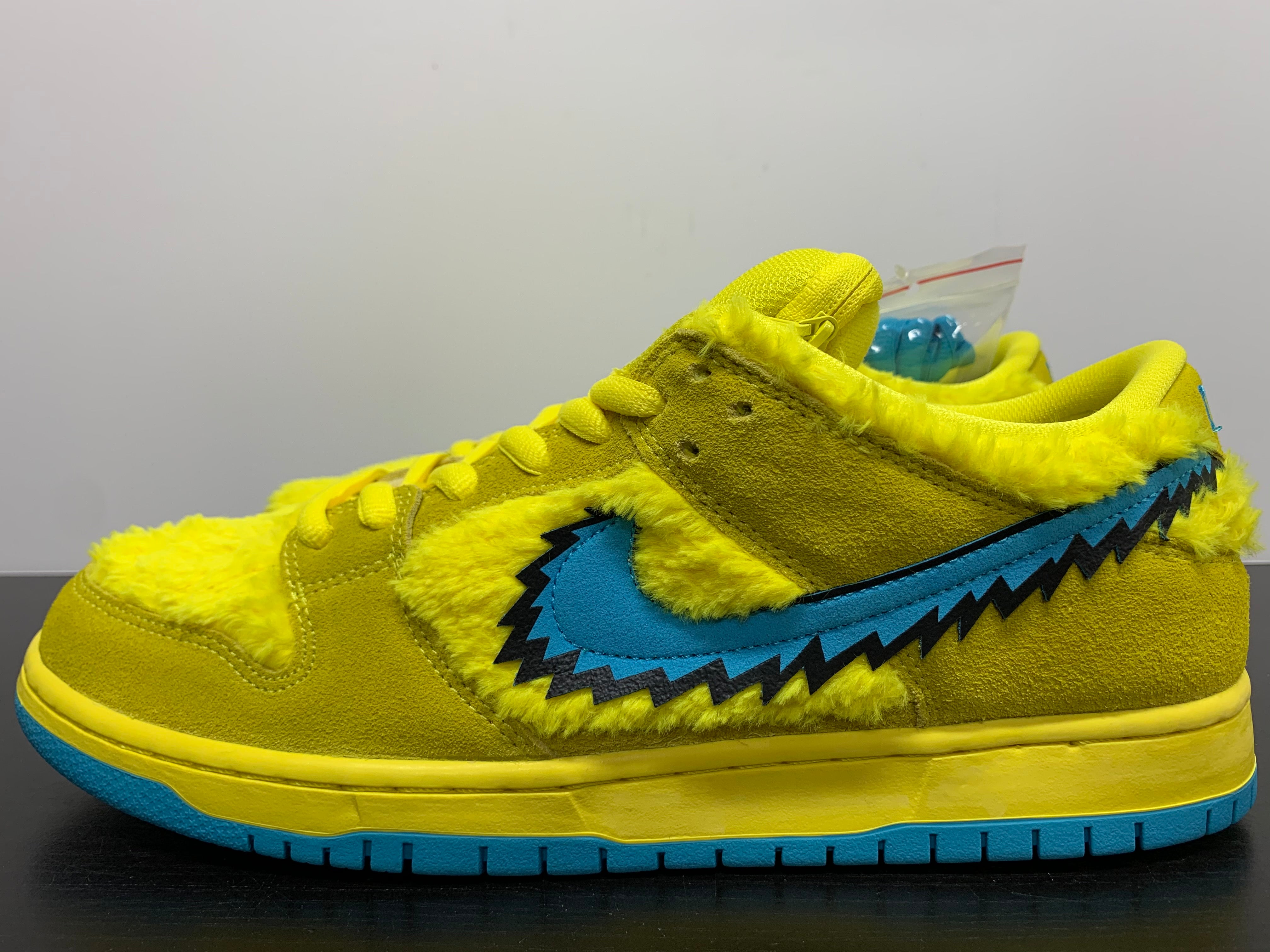 Nike SB Dunk Low Grateful Dead Bears Opti Yellow – ChillyKicks