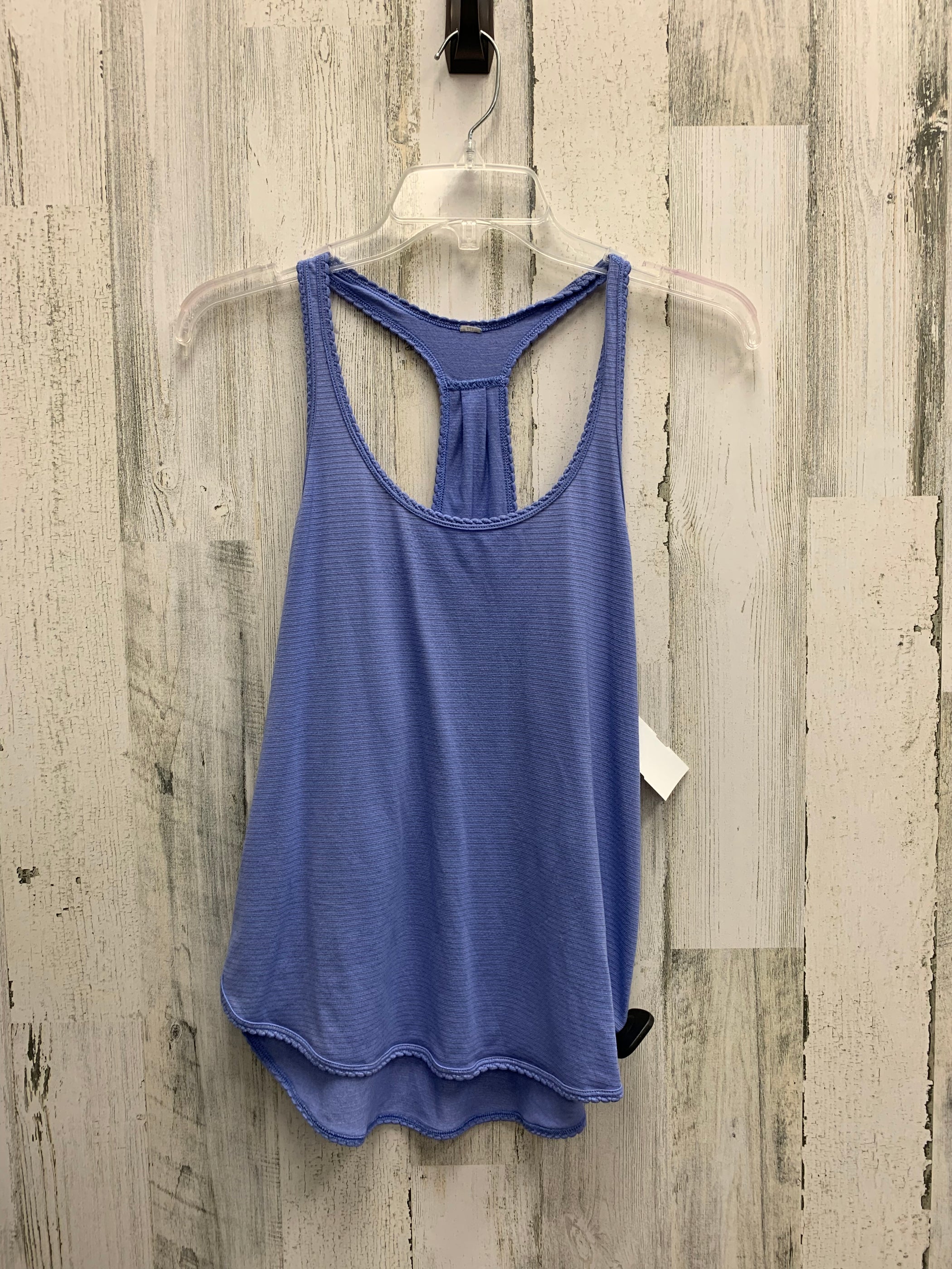 Athletic Tank Top By Lululemon Size: 6